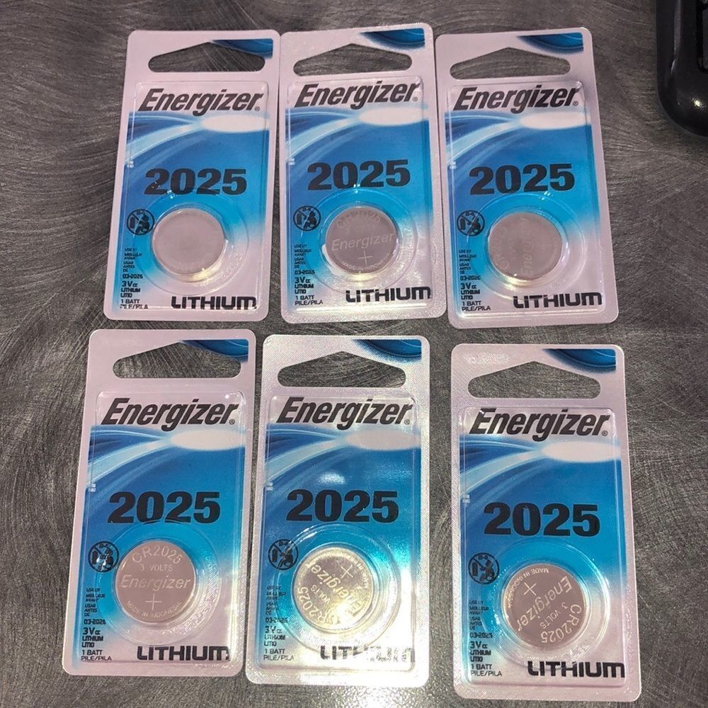 NWT Energizer Lithium Coin Battery 6 pack